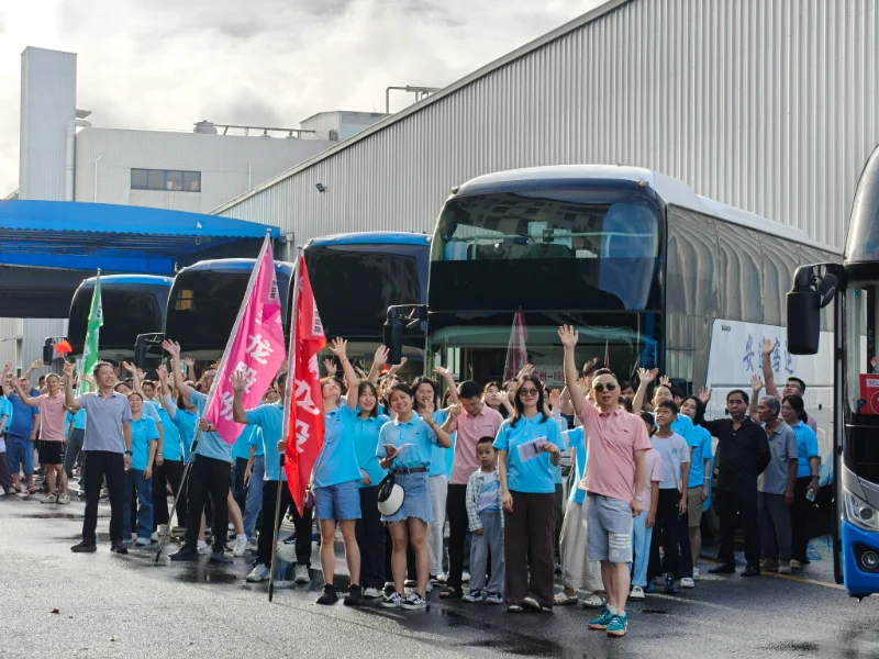 United as One, Striving for Success Together | Super Dragon&rsquo;s Two-Day Team Building Trip to Baishuizhai & Senlinhai Comes to a Successful End